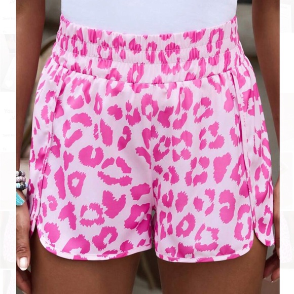 🆕NEW!🛍️Pretty Pink Leopard Print Shorts 🐾 - Picture 4 of 4